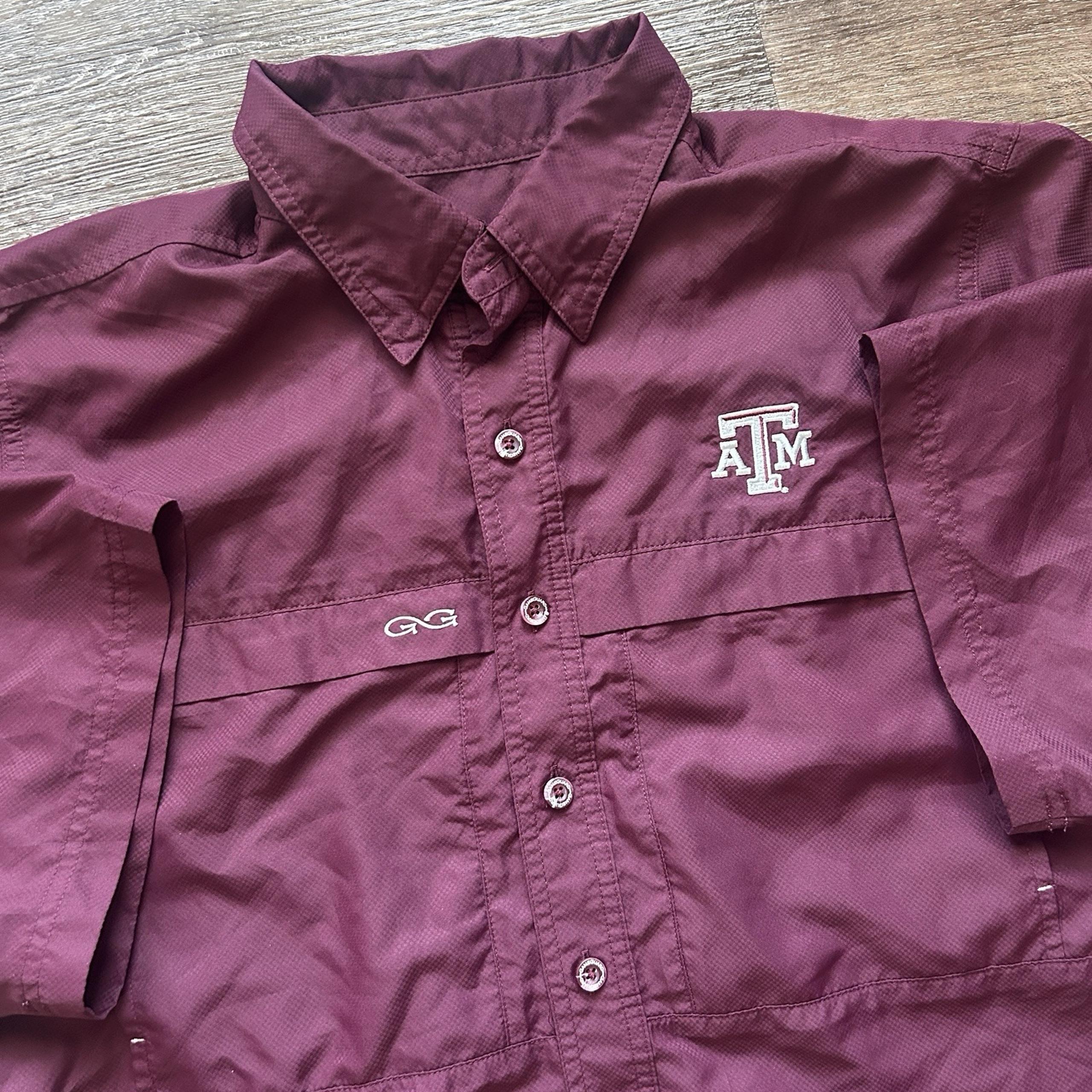 Texas A&M Aggies Button Up Shirt Men's M Maroon Game Guard Item 1023 Fishing