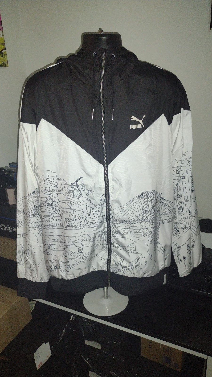*New* Men's Puma Sophia Chang BrooklynNite Hooded Windbreaker Jacket Size Large