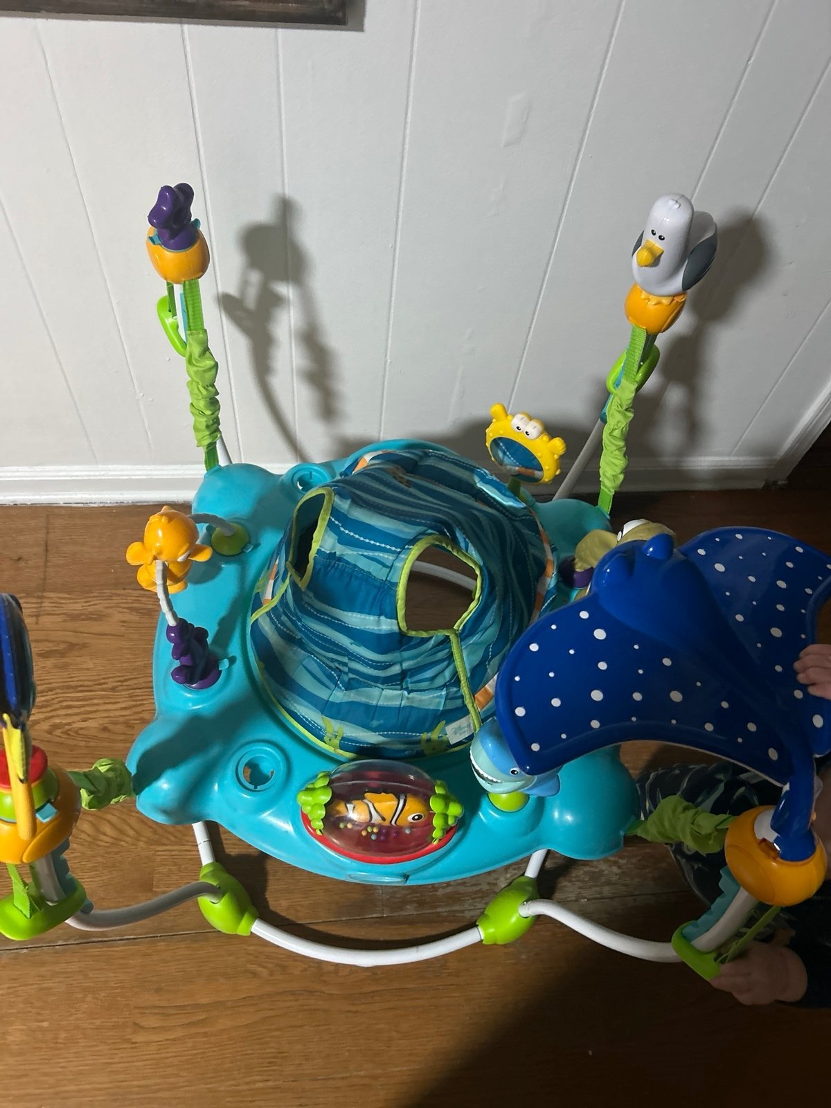 Baby jumper, great condition- set risen to show condition- 2 toys lights up