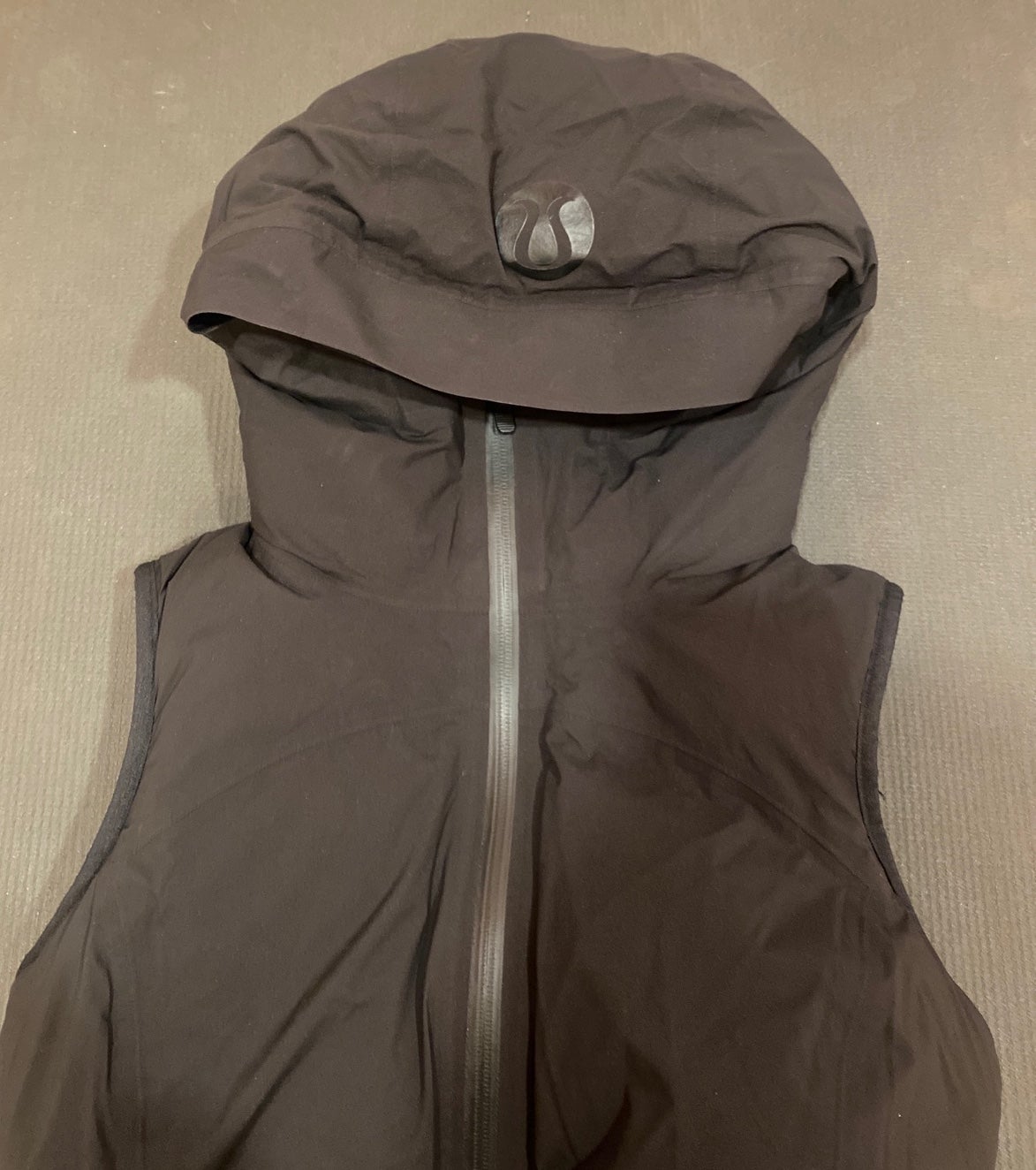 Lululemon sleet street vest NEW size 4
