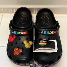 Crocs X Disney Rainbow Pride Celebration Mickey Classic Clog men 10 women 12