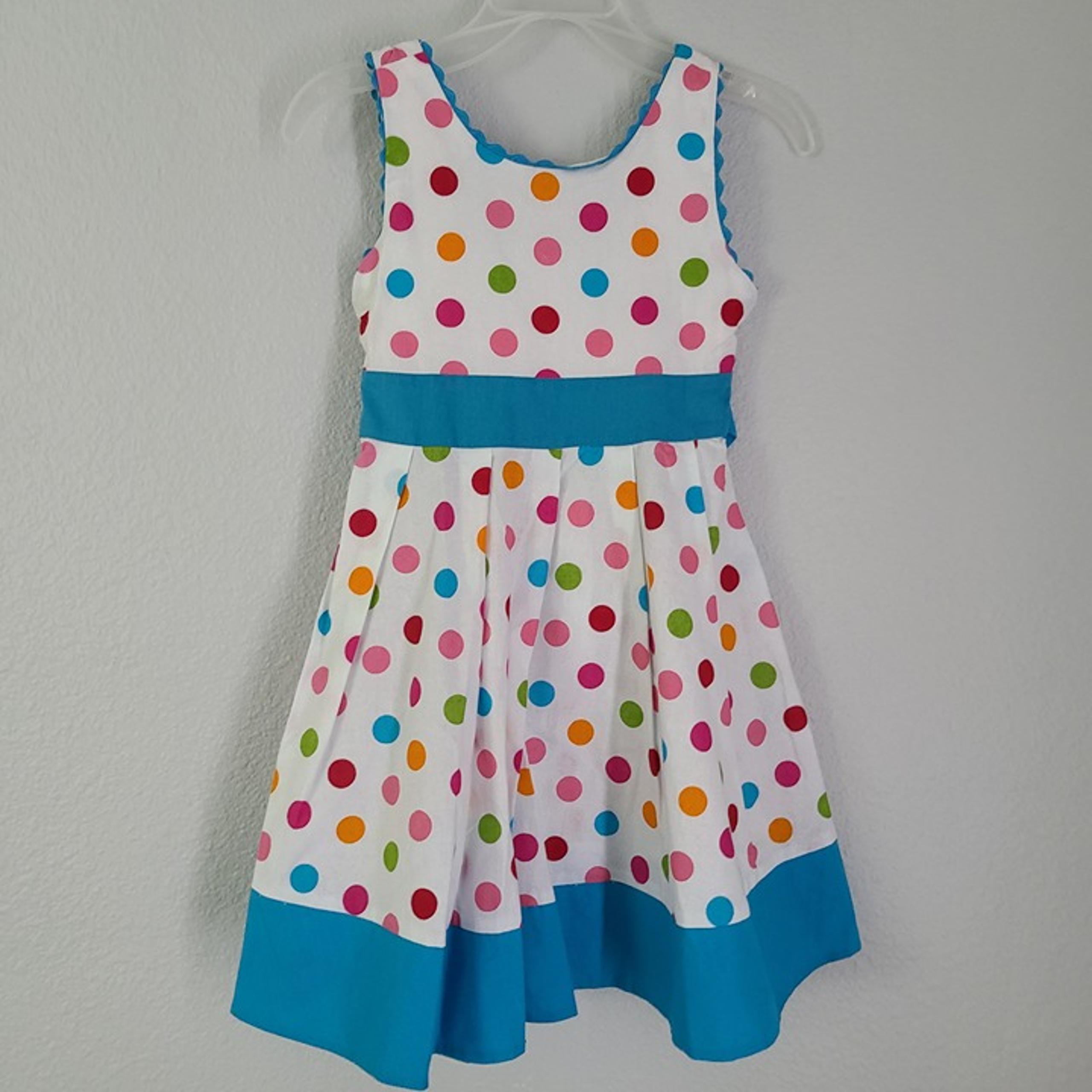 Rare Editions NWT Girls white and blue Polka Dot Sleeveless Dress – Size 4