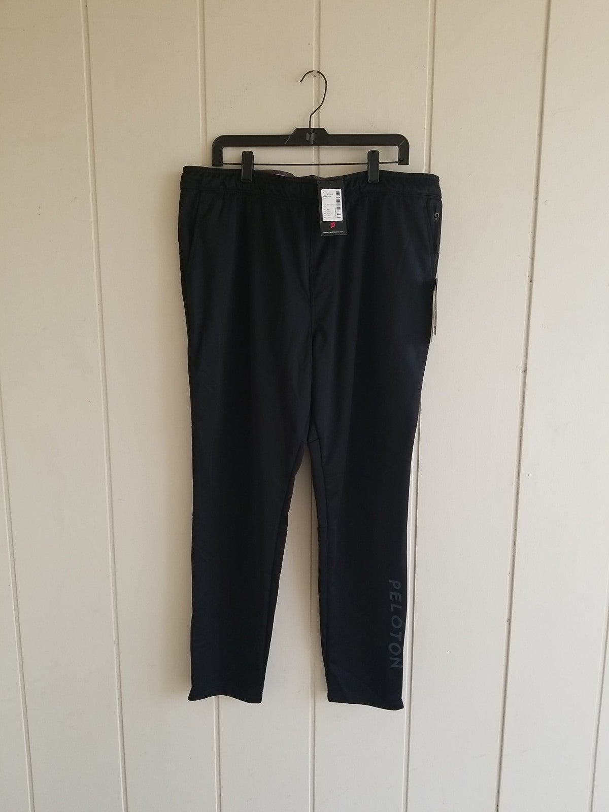 NEW WITH TAGS MENS PELOTON RELAY TRACK PANT BLACK FOUR LAPS SIZE XL