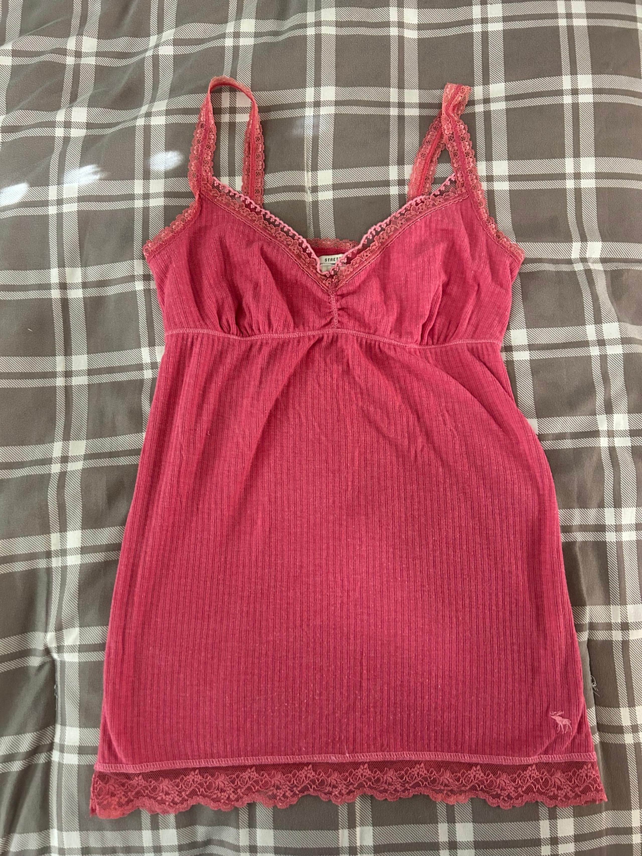 Abercrombie and Fitch top