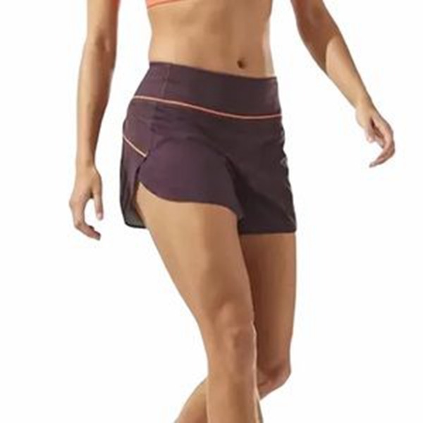 Athleta Run With It Piping Short