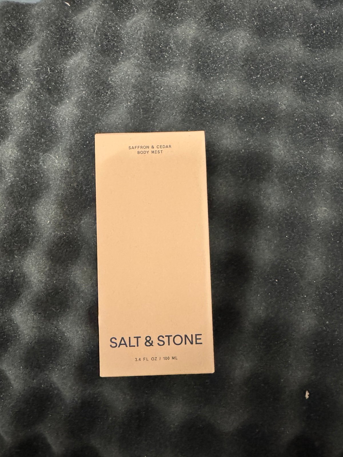 Salt stone body mist