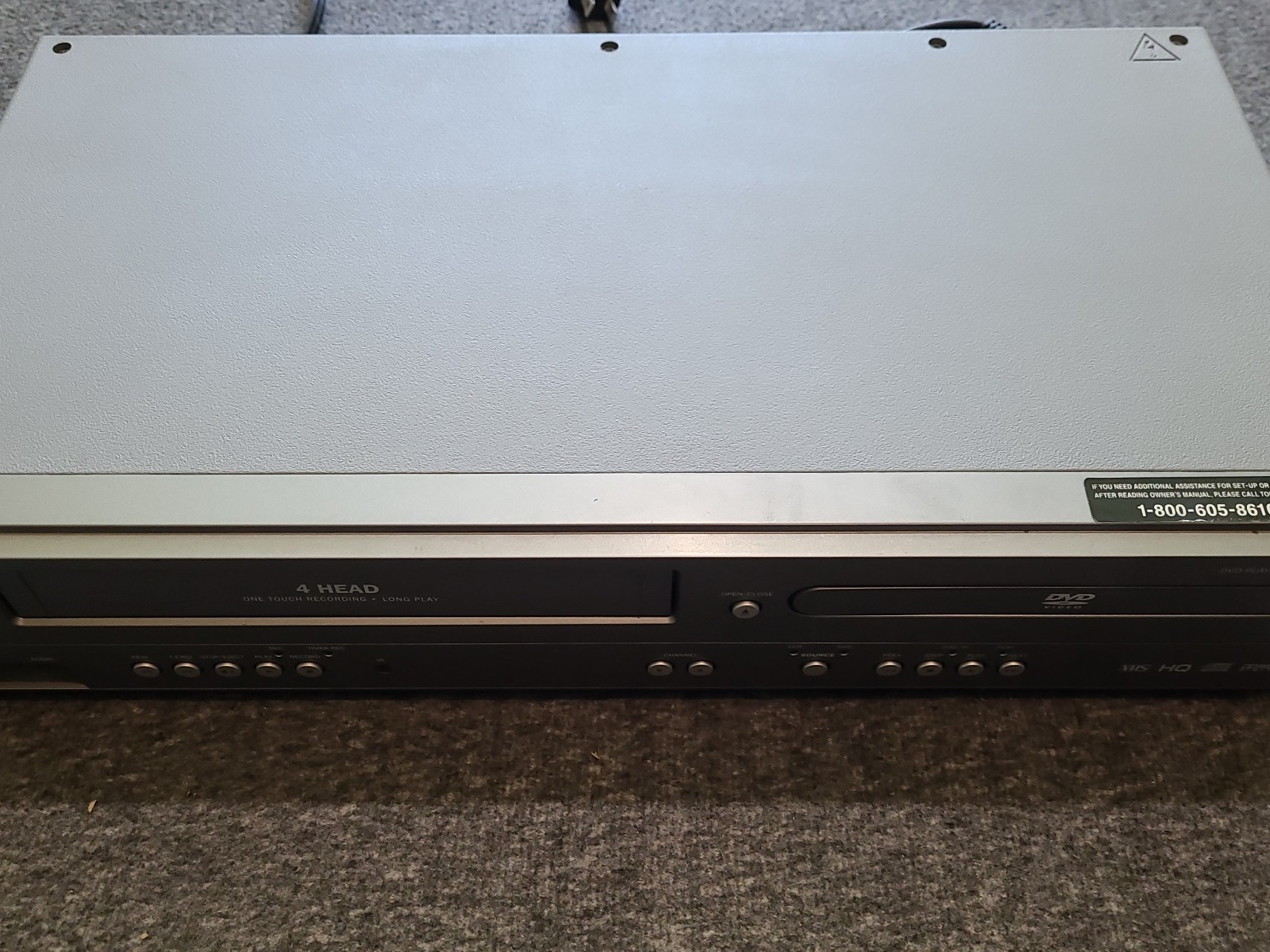 Magnavox dvd/vhs player MMD2206