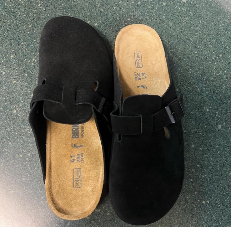 Birkenstock Clogs (Black)