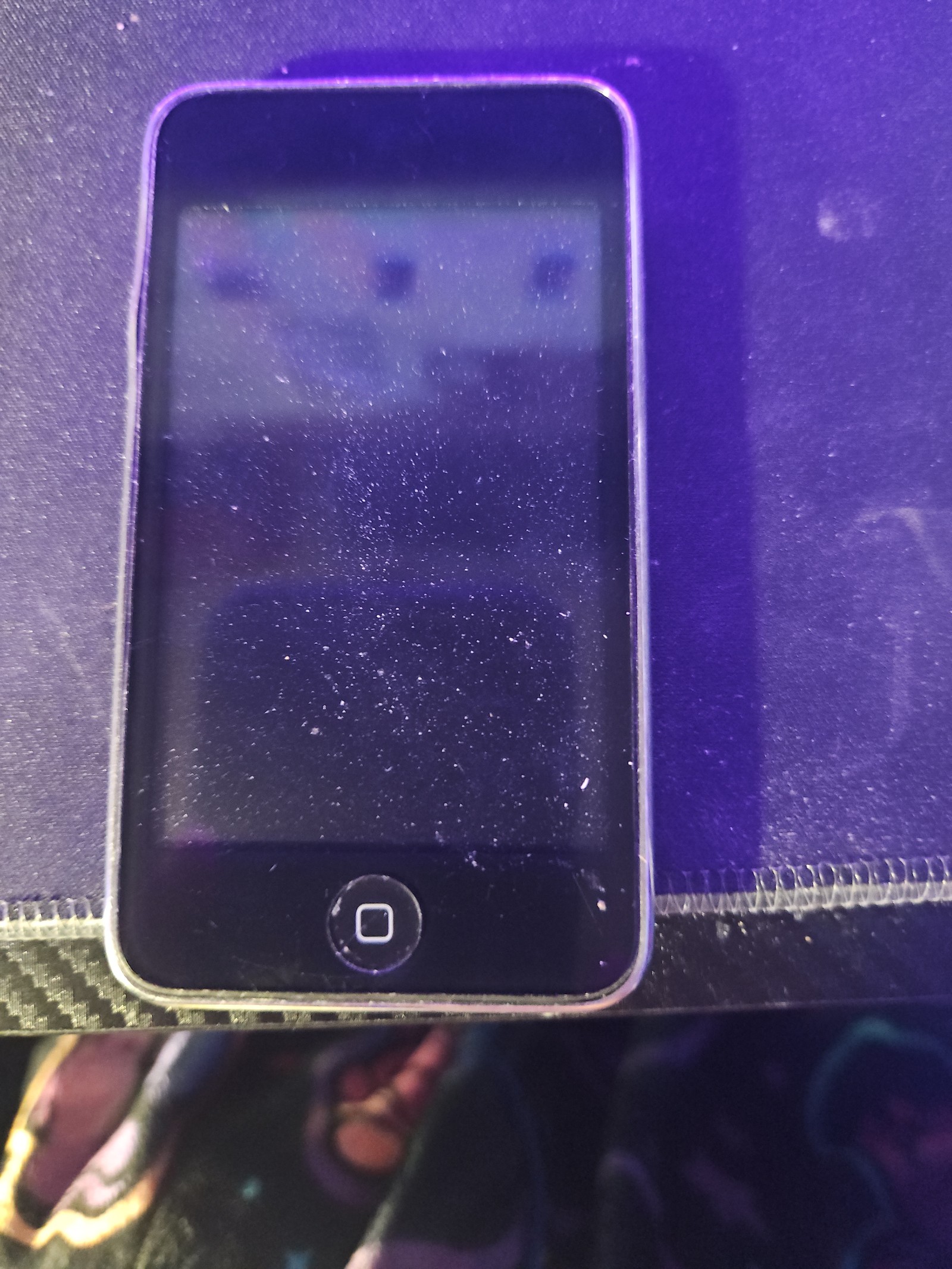 Apple iPod Touch 2nd Generation 8GB Silver
