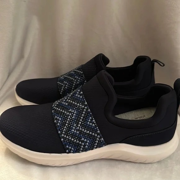 Clarks Cloudsteppers Embellished Slip-Ons - Nova Way - Dark Navy (8M) A453674