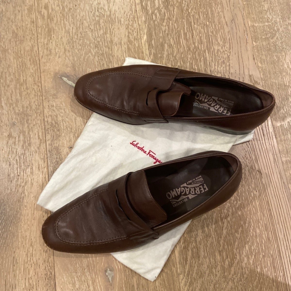 Ferragamo brown leather loafer size 10 3E