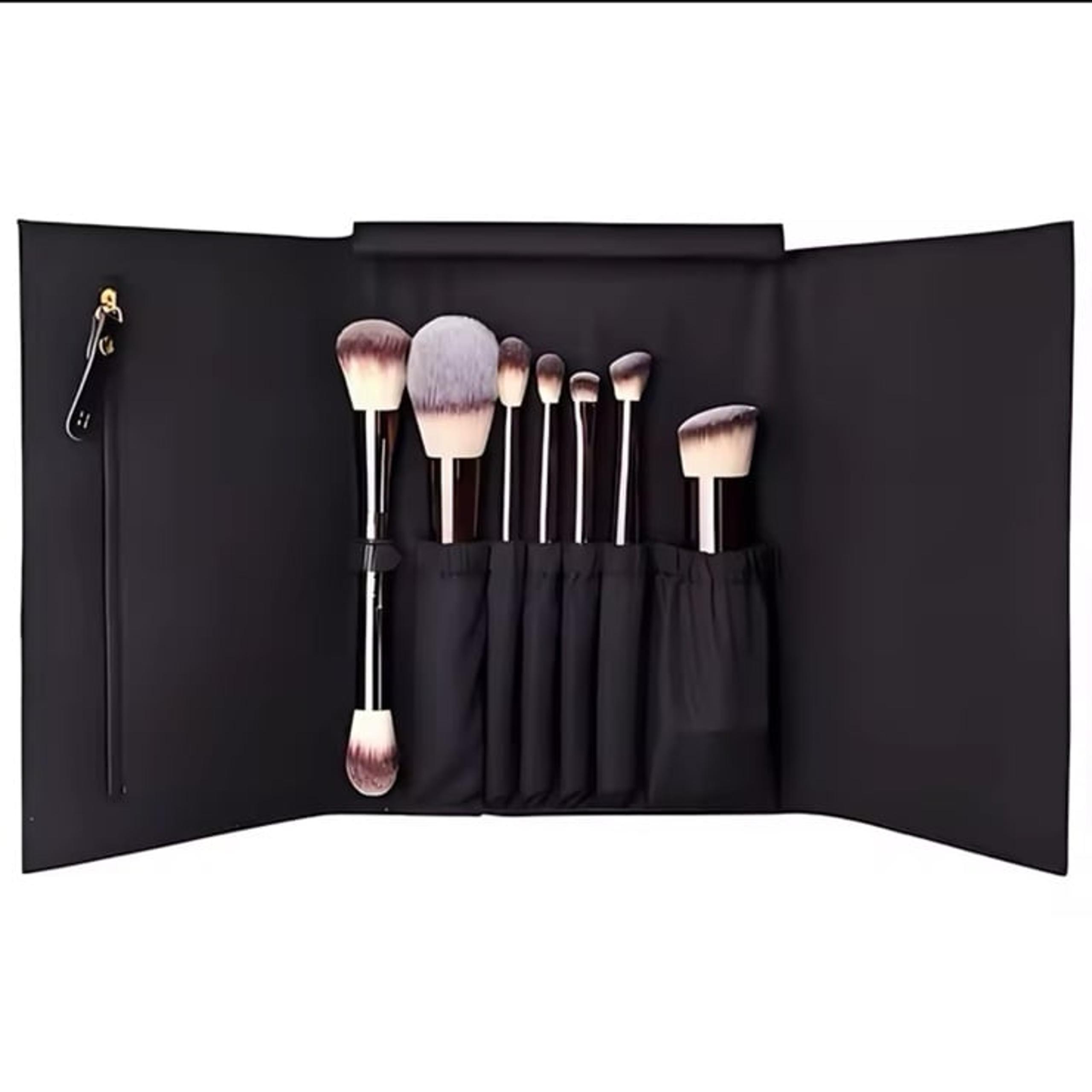 Hourglass Set of 7 Travel Brush Set with Leather Case   ~NEW~