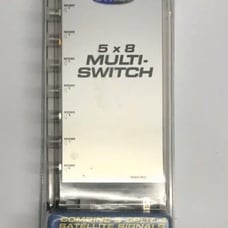 DYNEX 5 x 8 MULTI-SWITCH