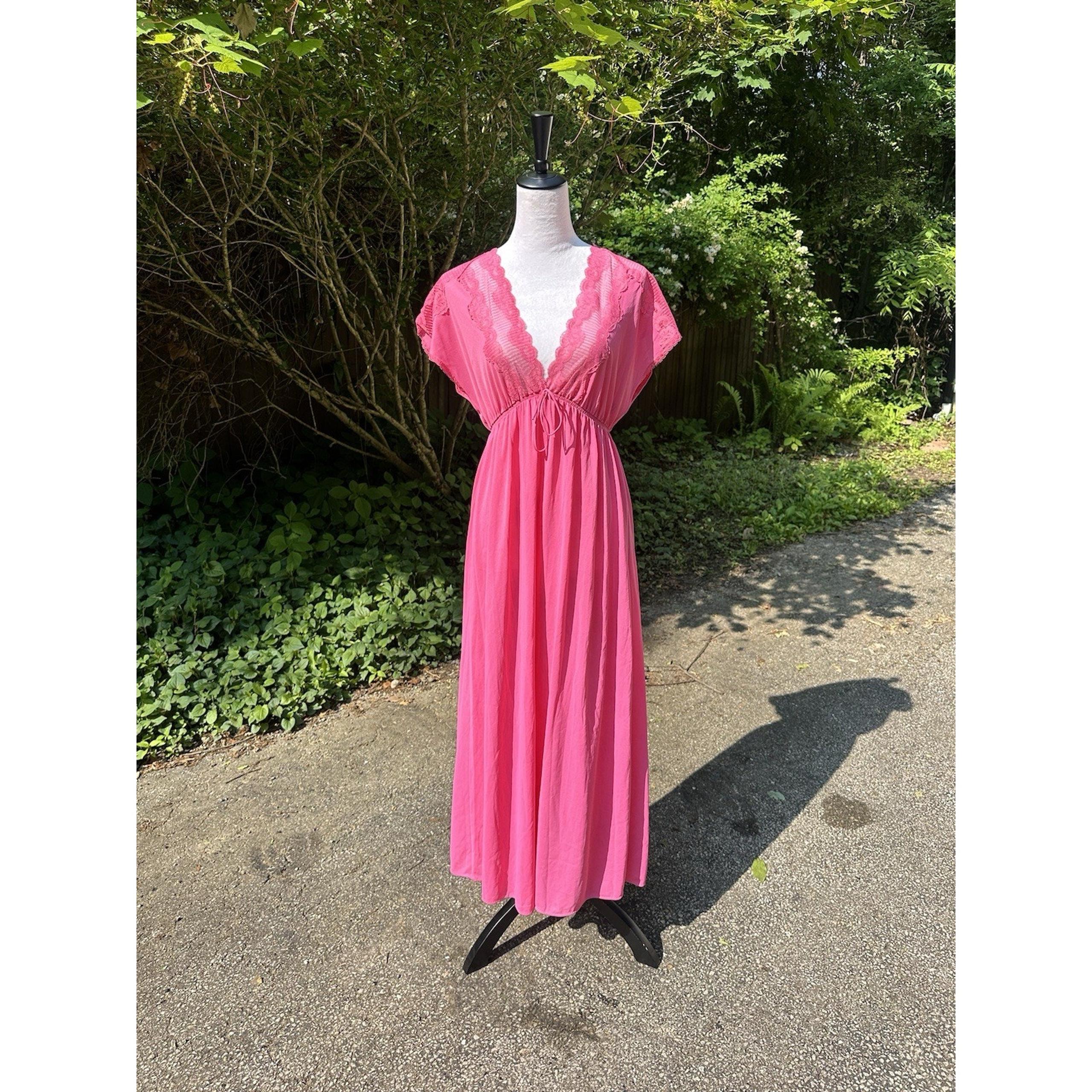 Vintage Women’s Long Slip Dress Nightgown Hot Pink Lace 90s Y2K Soft Coquette