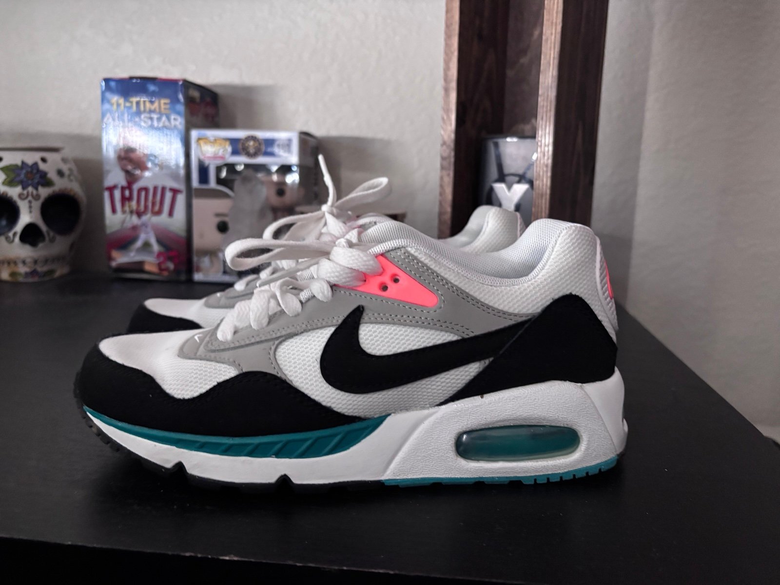 Nike air maxes