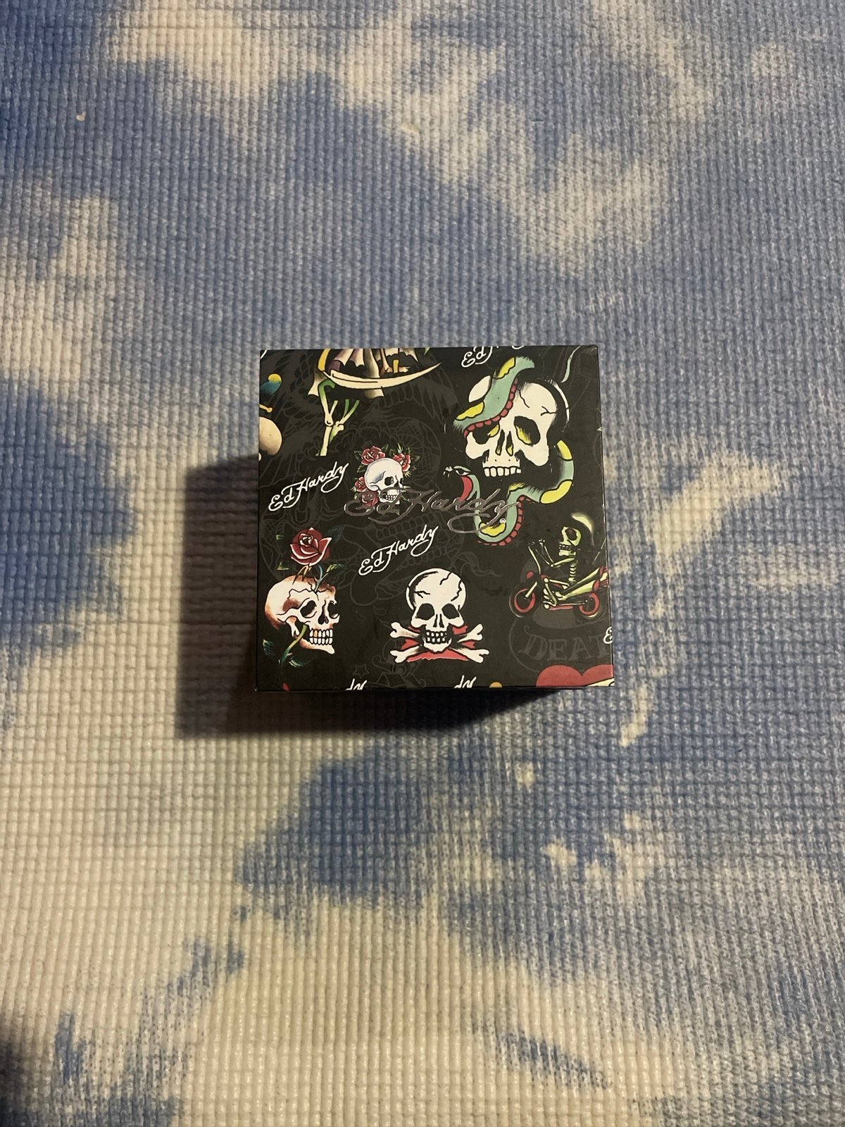 Ed Hardy: Black Skull Stone Wrist Watch