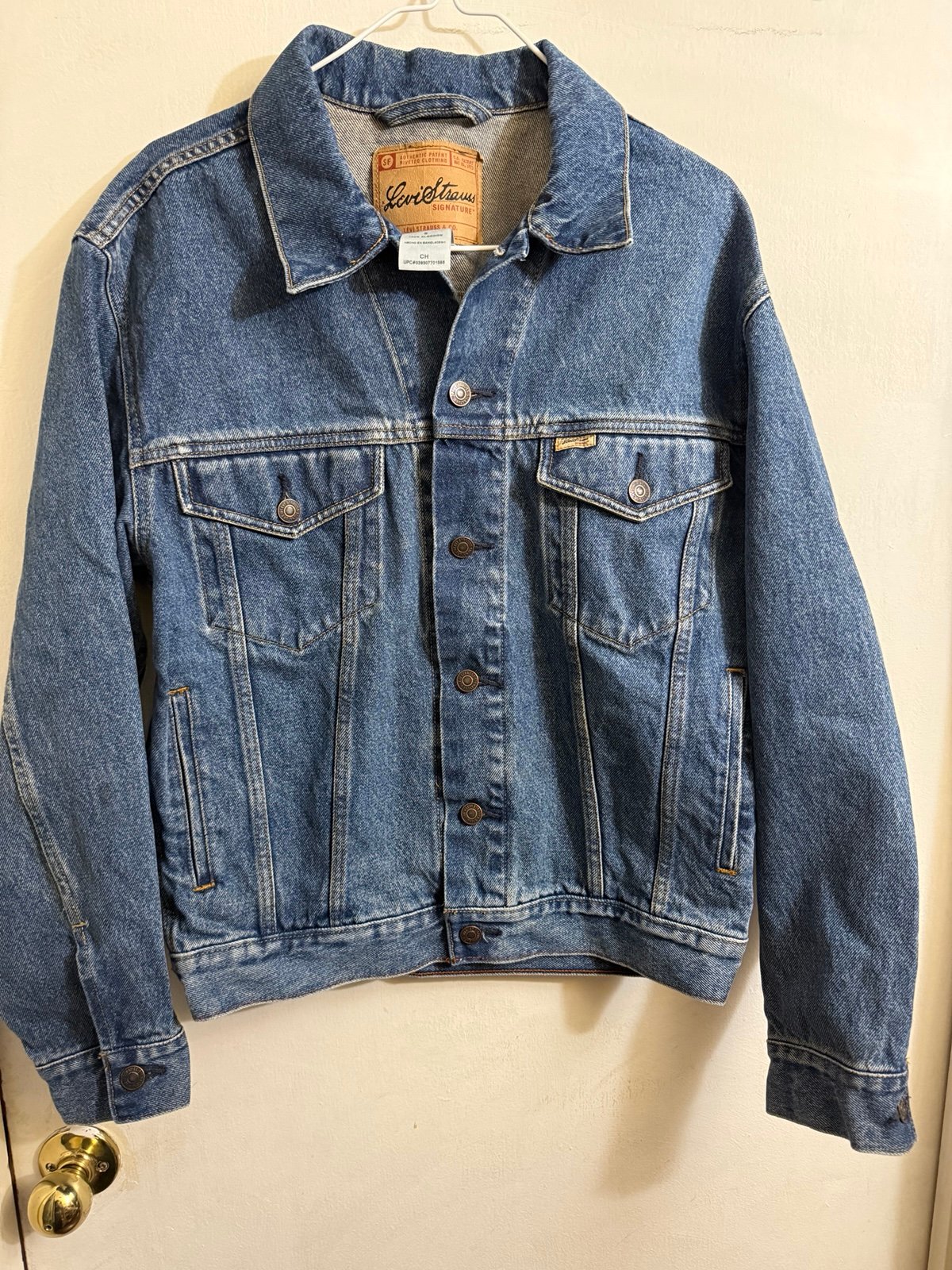 Levi Strauss Signature Denim Blue Jean Trucker Jacket Men’s Levi’s Size Small