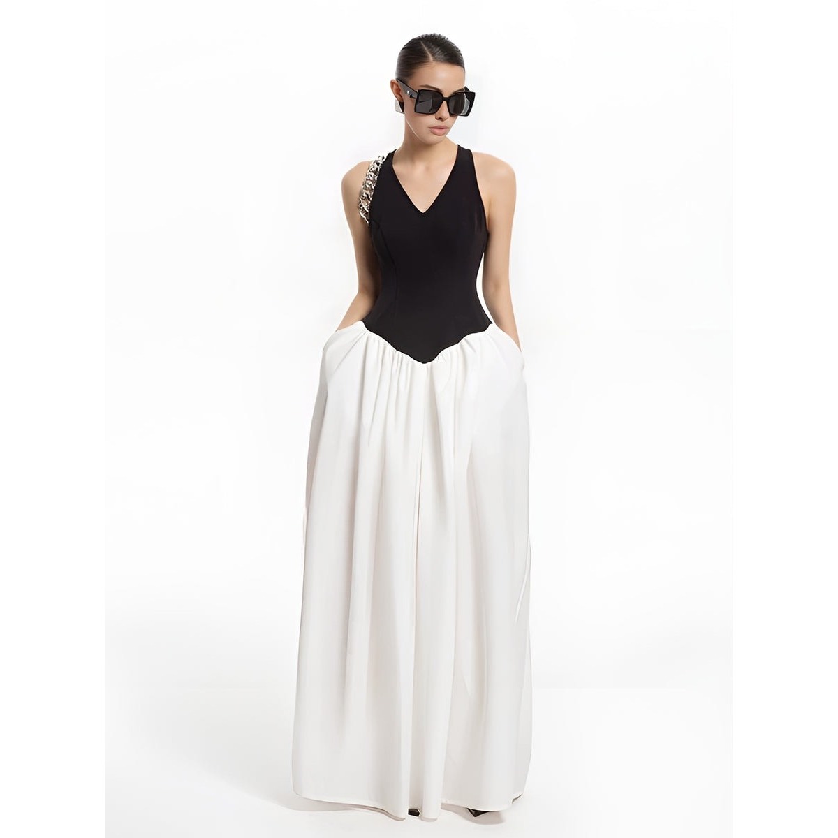 Commense Black & White Maxi Dress V Neck Sleeveless Evening Party Gown Size S