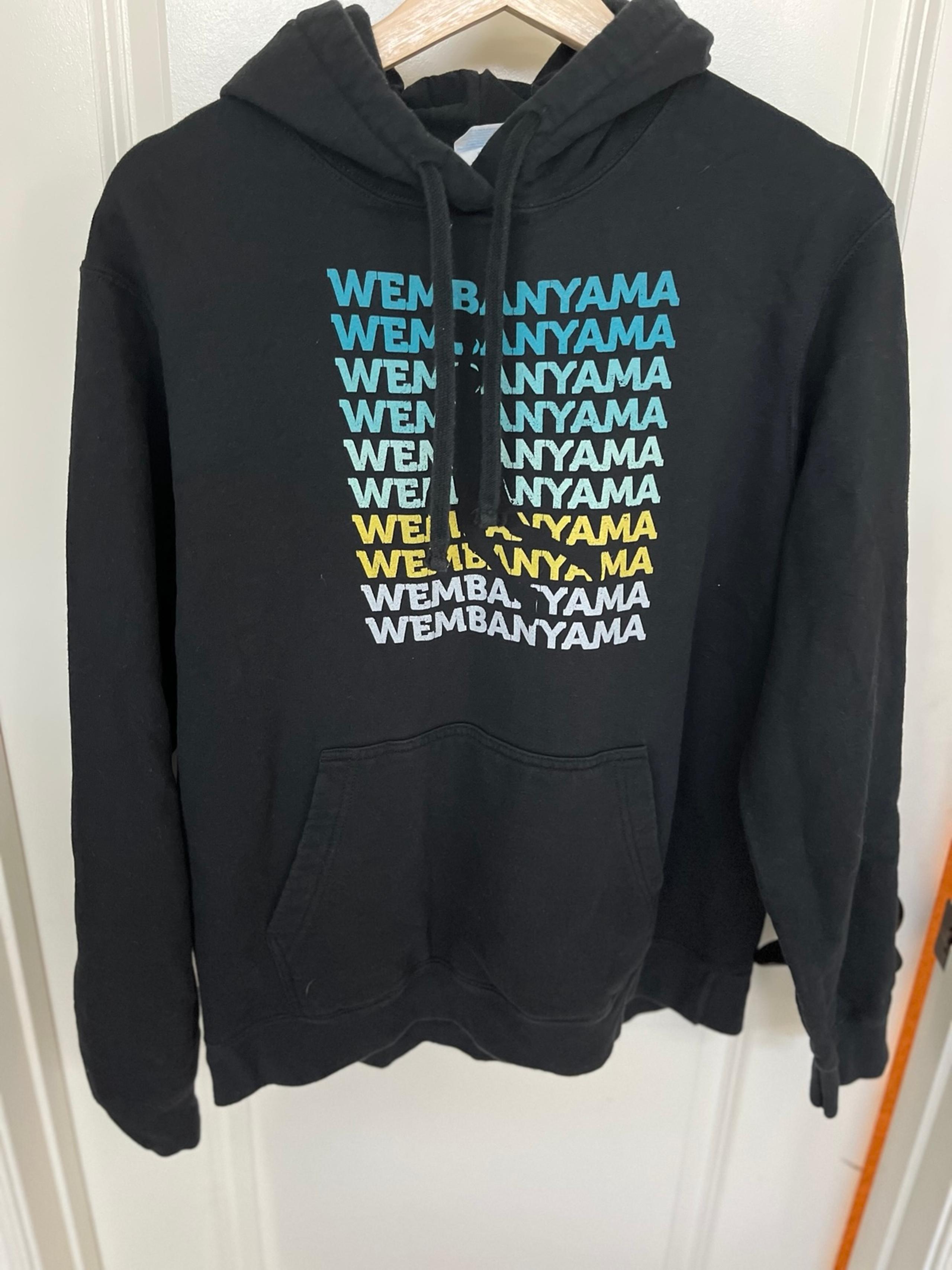 Men’s Hoodie Size Medium Wembanyama Logo