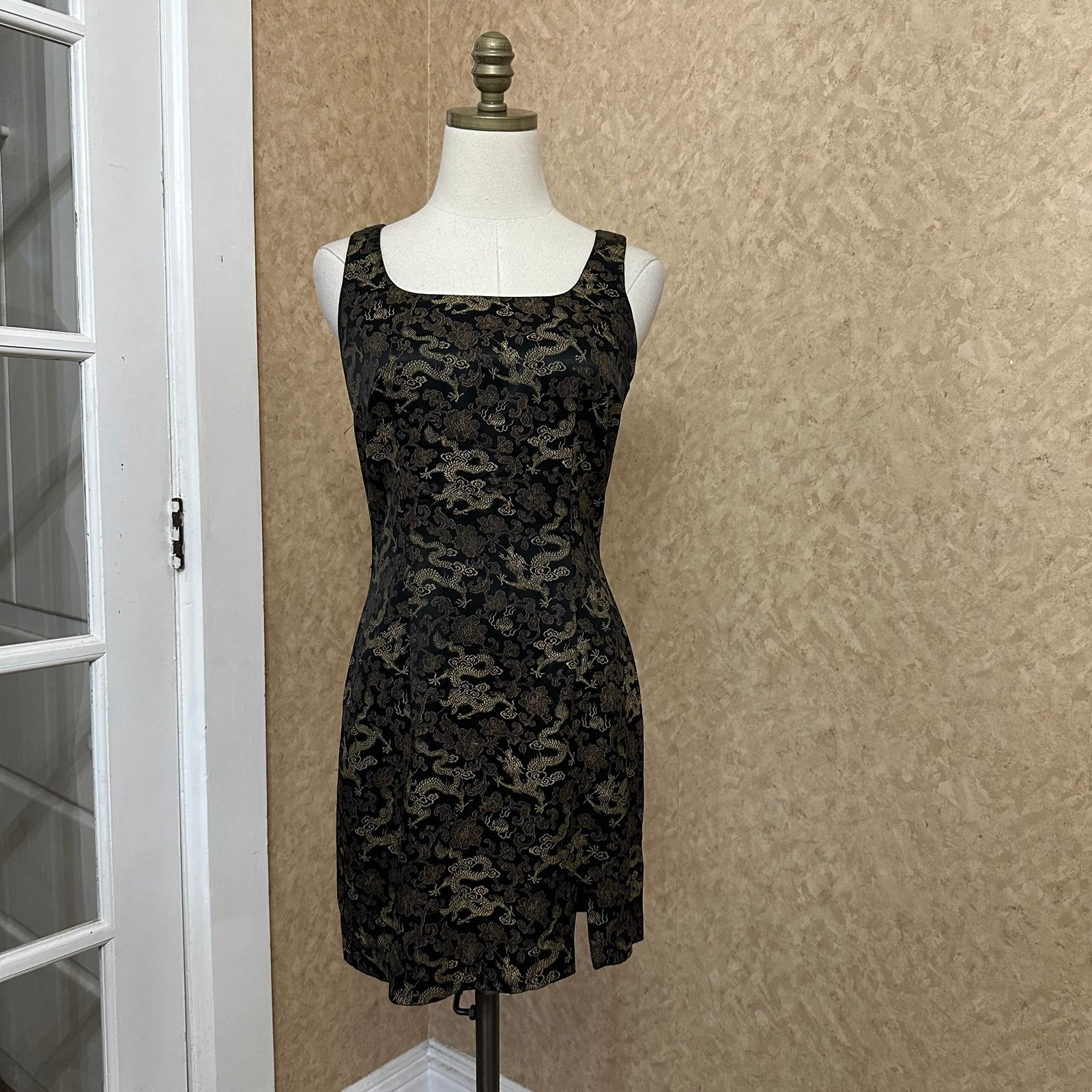 VTG 90s Black & Brown Floral Dragon Print Slit Leg Square Neck Mini Dress Good