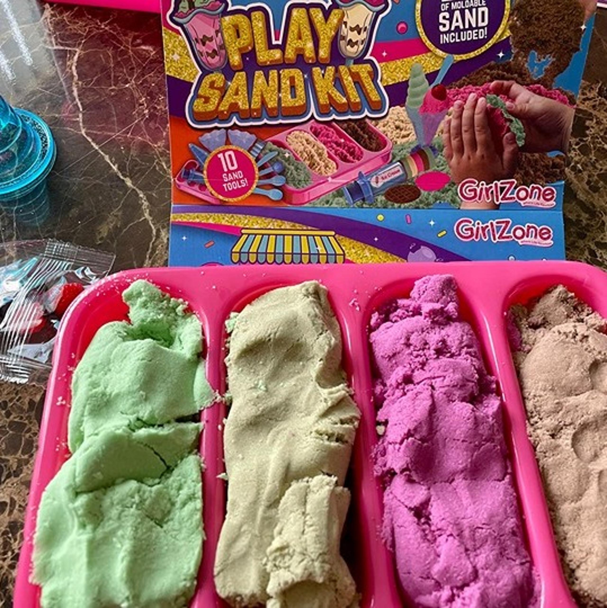 GirlZone Ice Cream Shop Play Sand for Kids, 22pcs Moldable Sand Kit