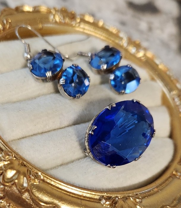 Vintage Sterling Cobalt Blue Crystal Glass Brooch & Earrings Set