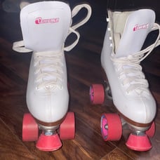 CHICAGO Women's and Girl's Classic Roller Skates - Premium White Quad Rink Skate