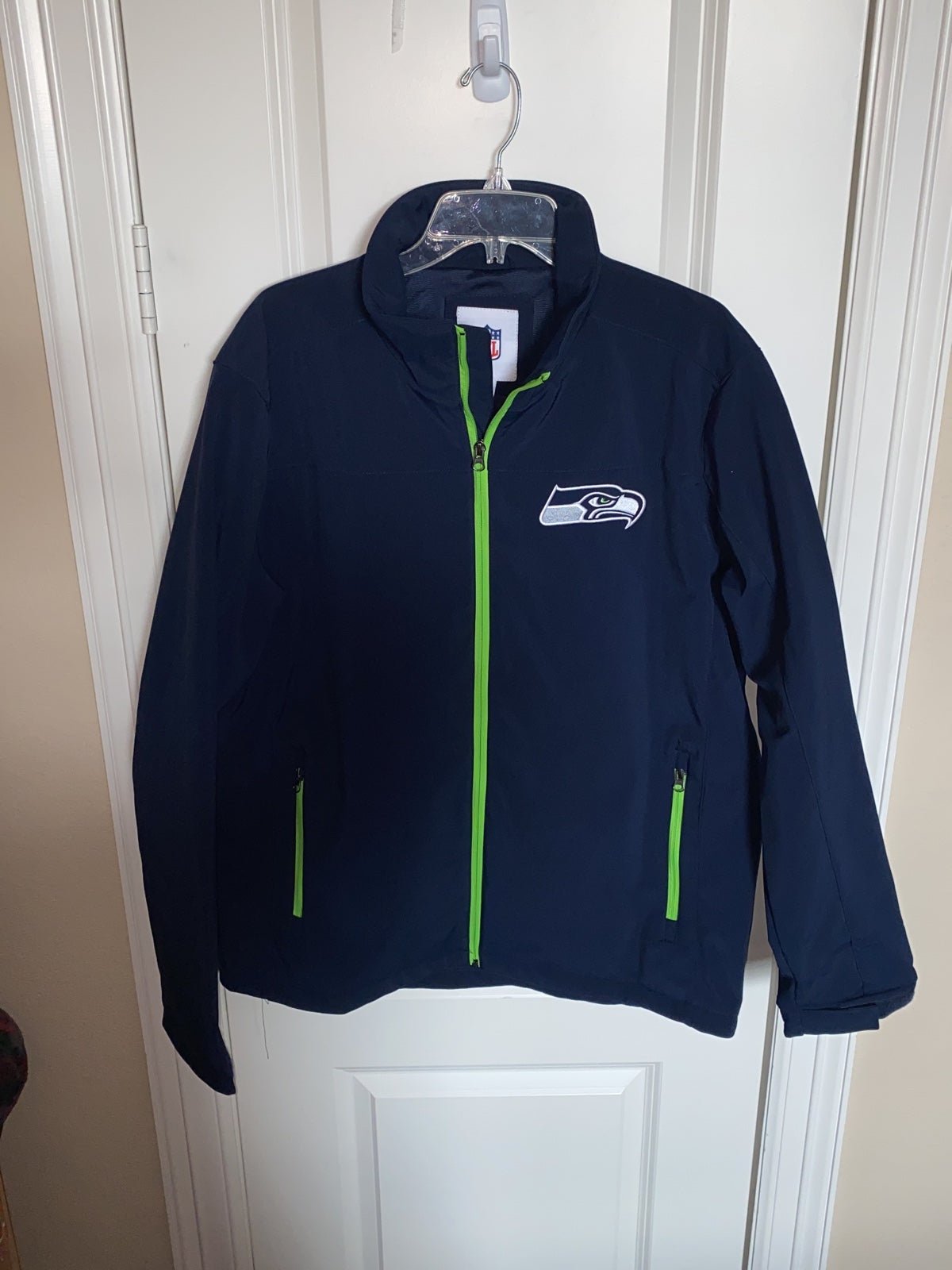 NWOT NFL Seattle Seahawks Full Zip Embroidered Jacket Size Large