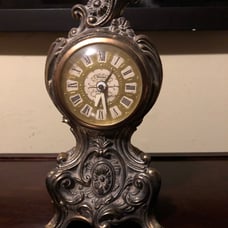 Vintage united clock
