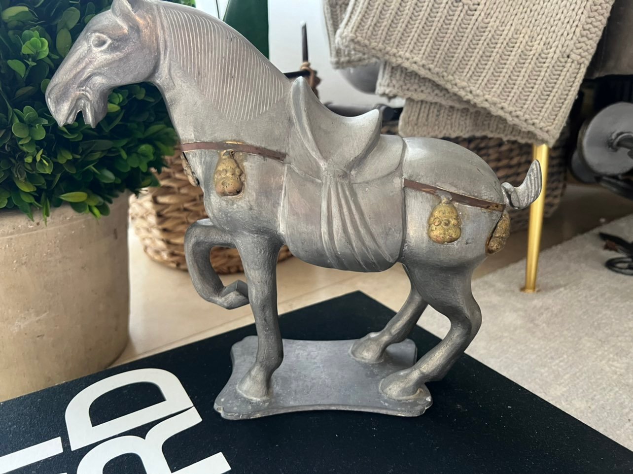Horse statue. Decor