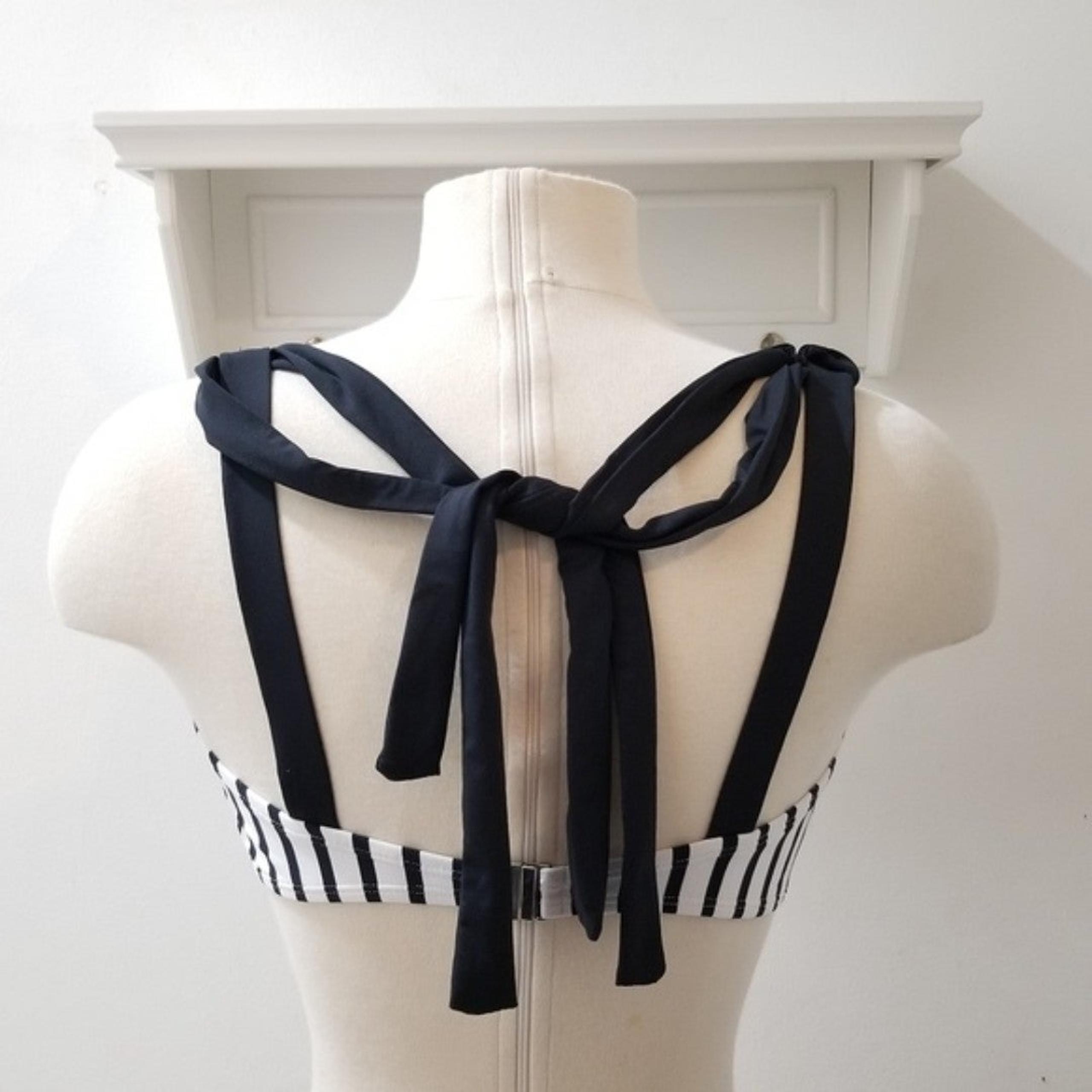 Mono B Dark Navy Stripe Multi Strap Bikini Top L NWT