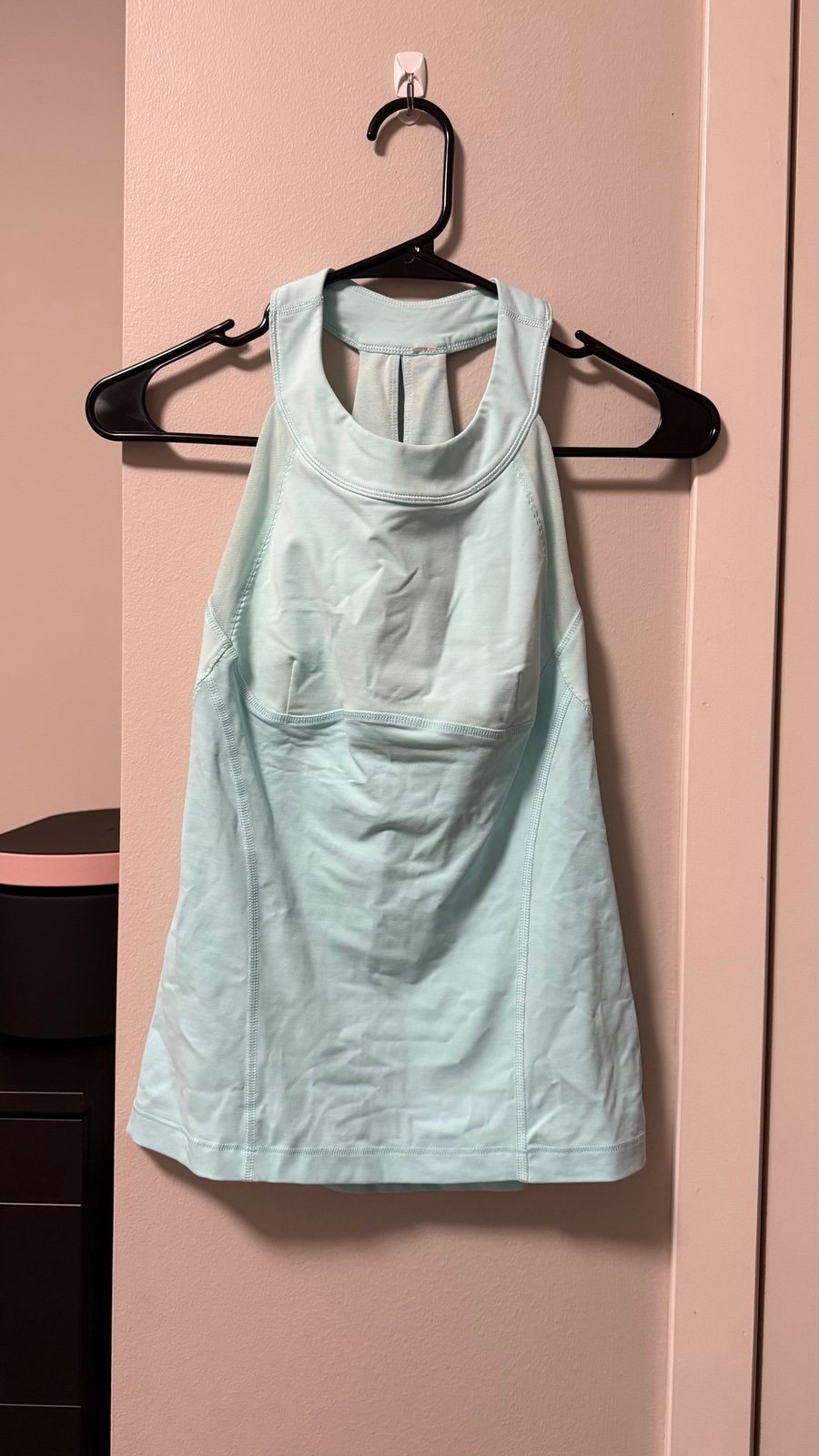 Lululemon tank top lot of 2.