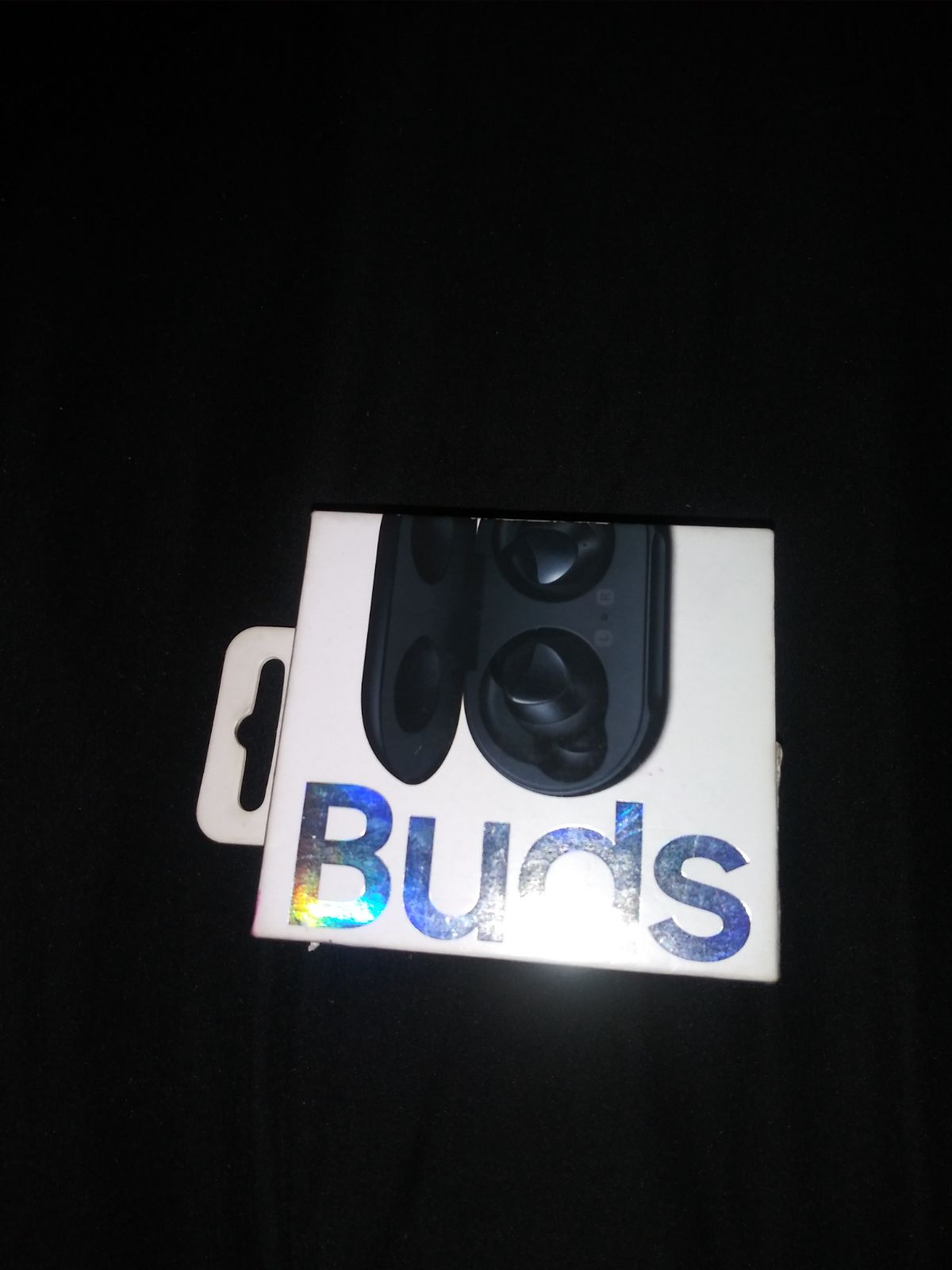 galaxy buds brand new in box with charge