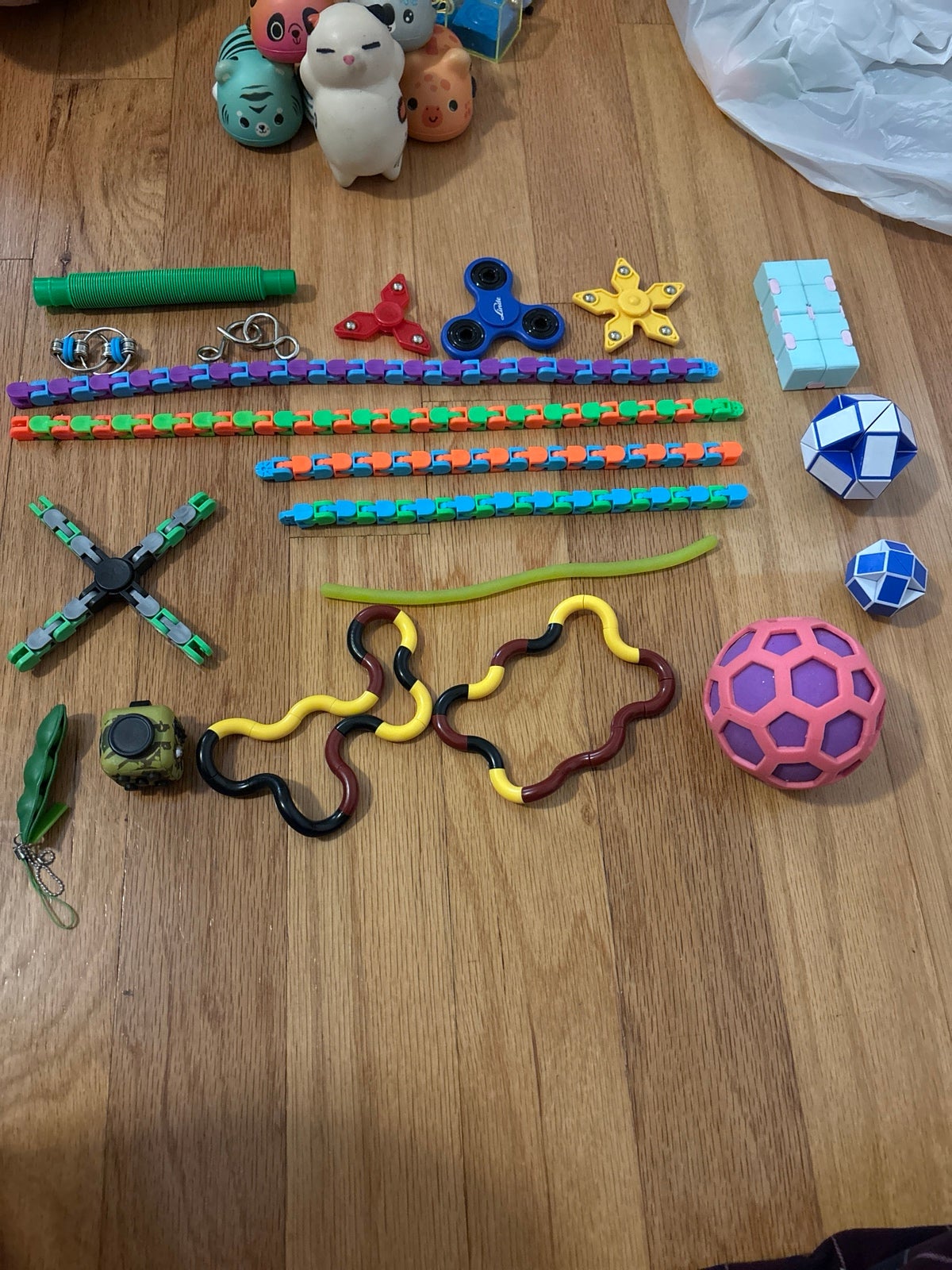 Lot of fidget toys