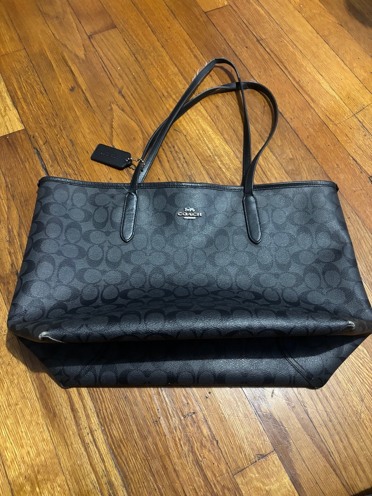 Coach City Tote Bag in Signature Canvas Color: Gold/Walnut/Black