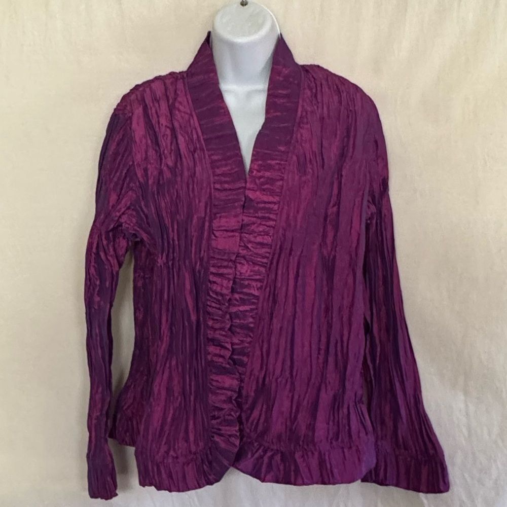 C-49 Chico's Purple Open Long Sleeve Ruffled Crinkle Jacket Size L