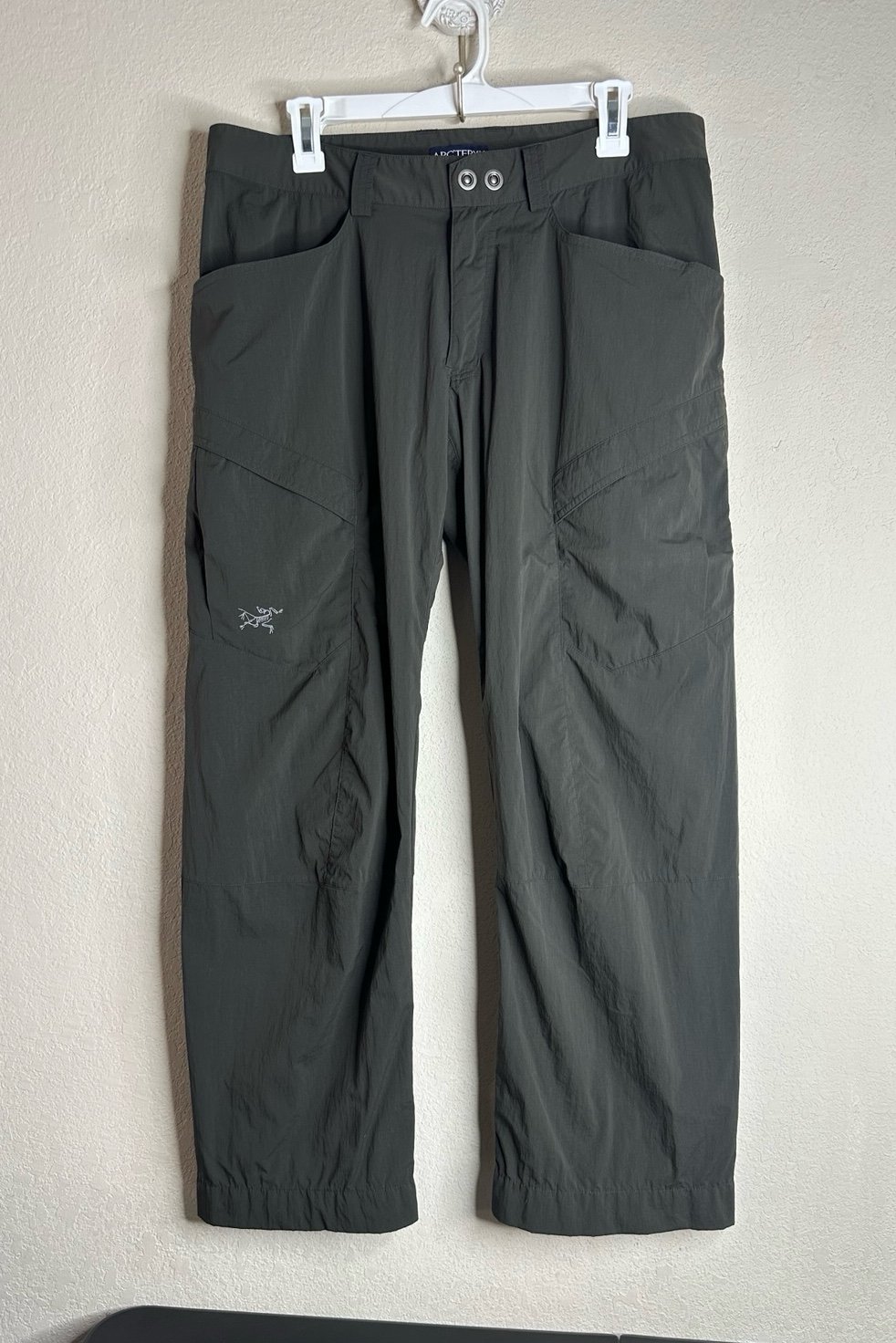 ARC'TERYX Men's Green RAMPART Cargo Hiking Outdoor Pants Size 34