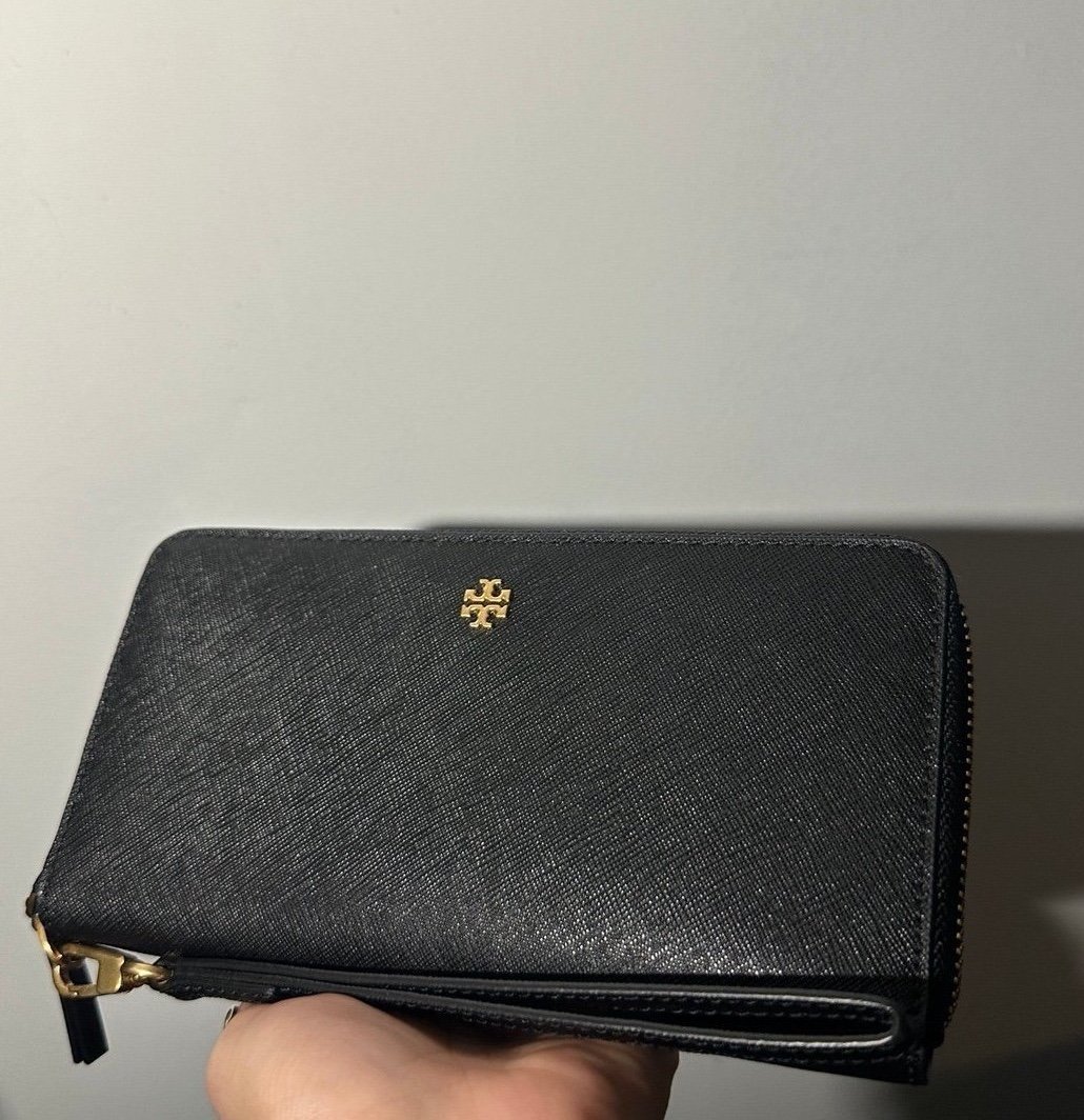 Tory Burch Emerson wallet/wristlet