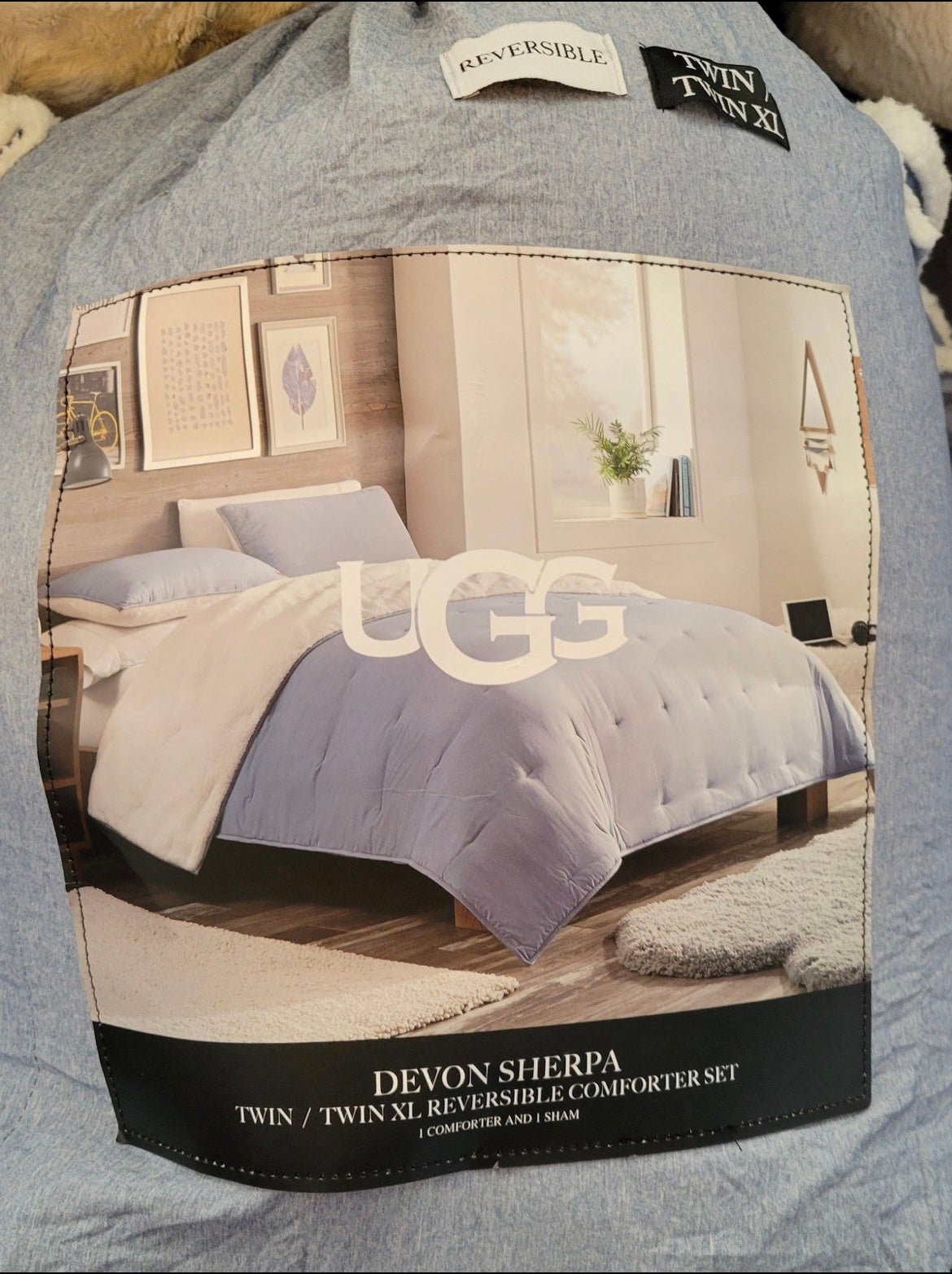 UGG Comforter Set