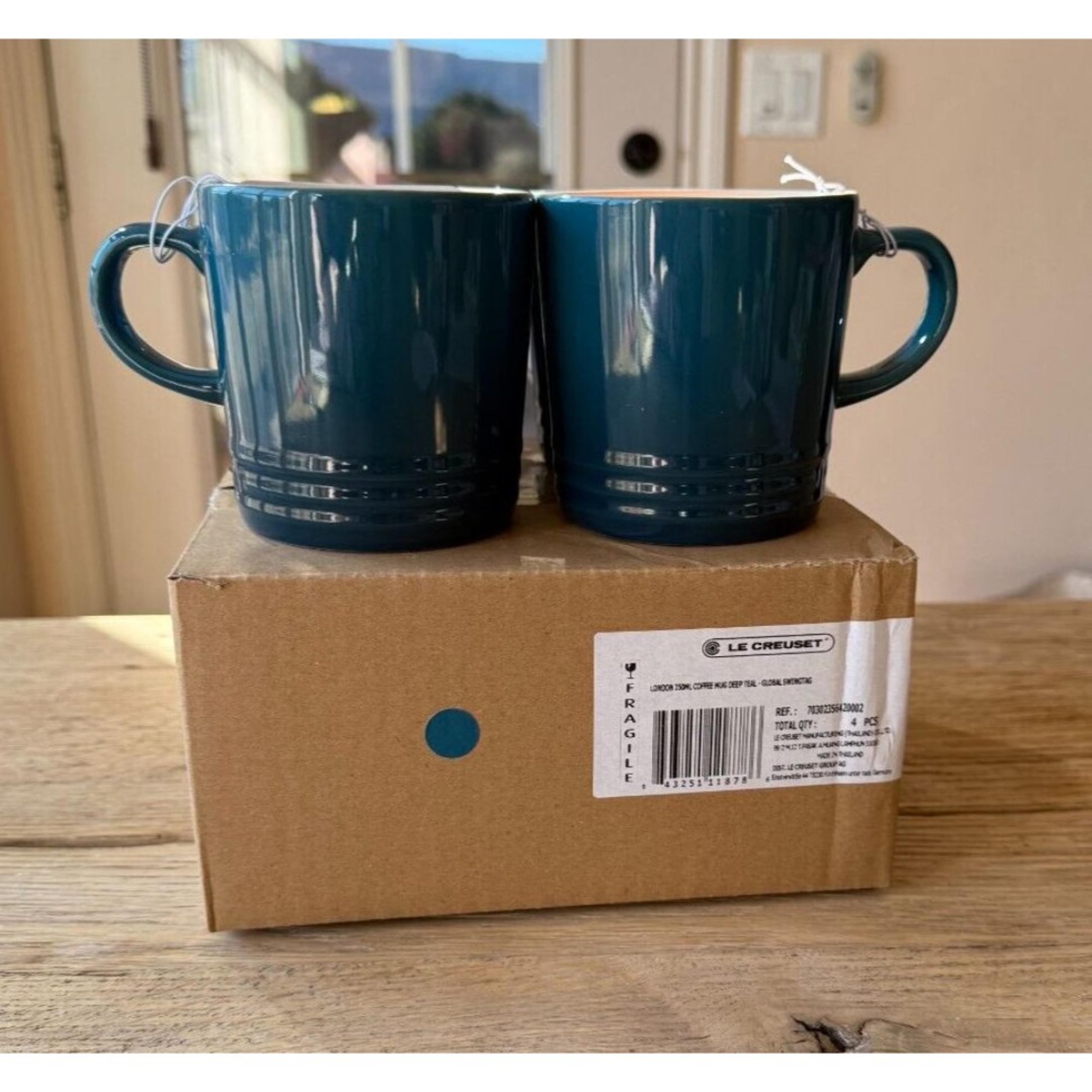 Le Creuset Stoneware London 12 oz. / 350ml Mugs, Set of 4, Deep Teal NEW