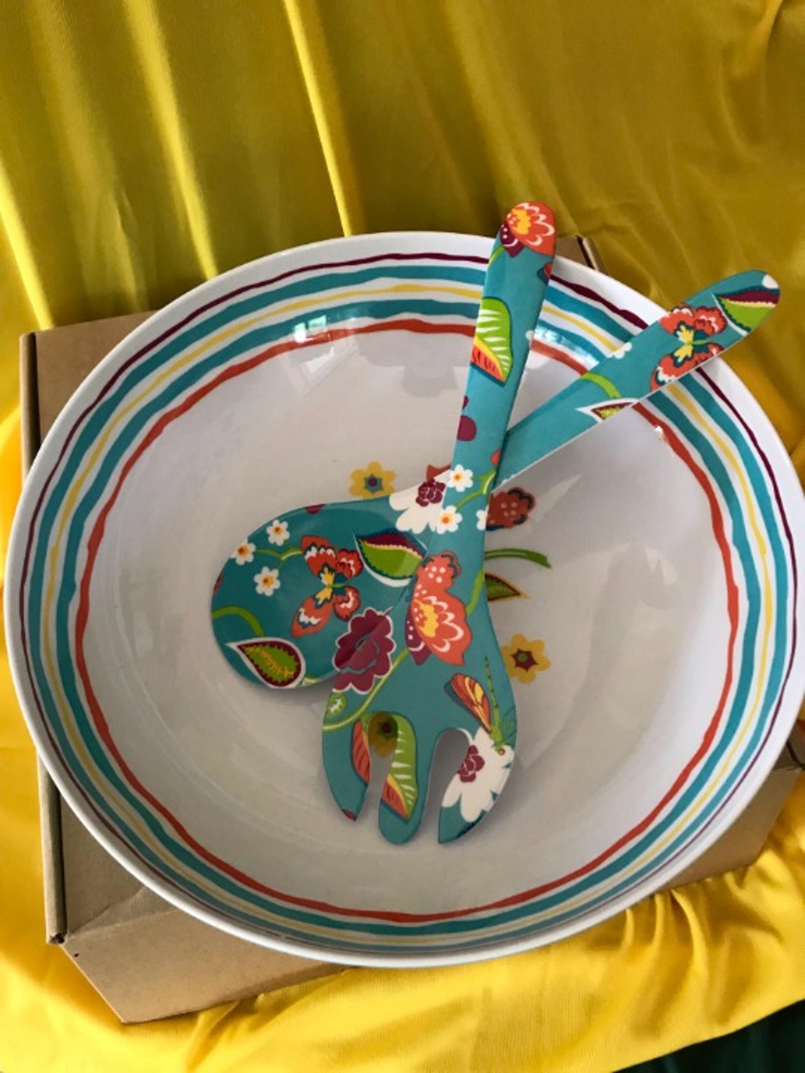Longaberger Summer Lovin Serving Bowl Set
