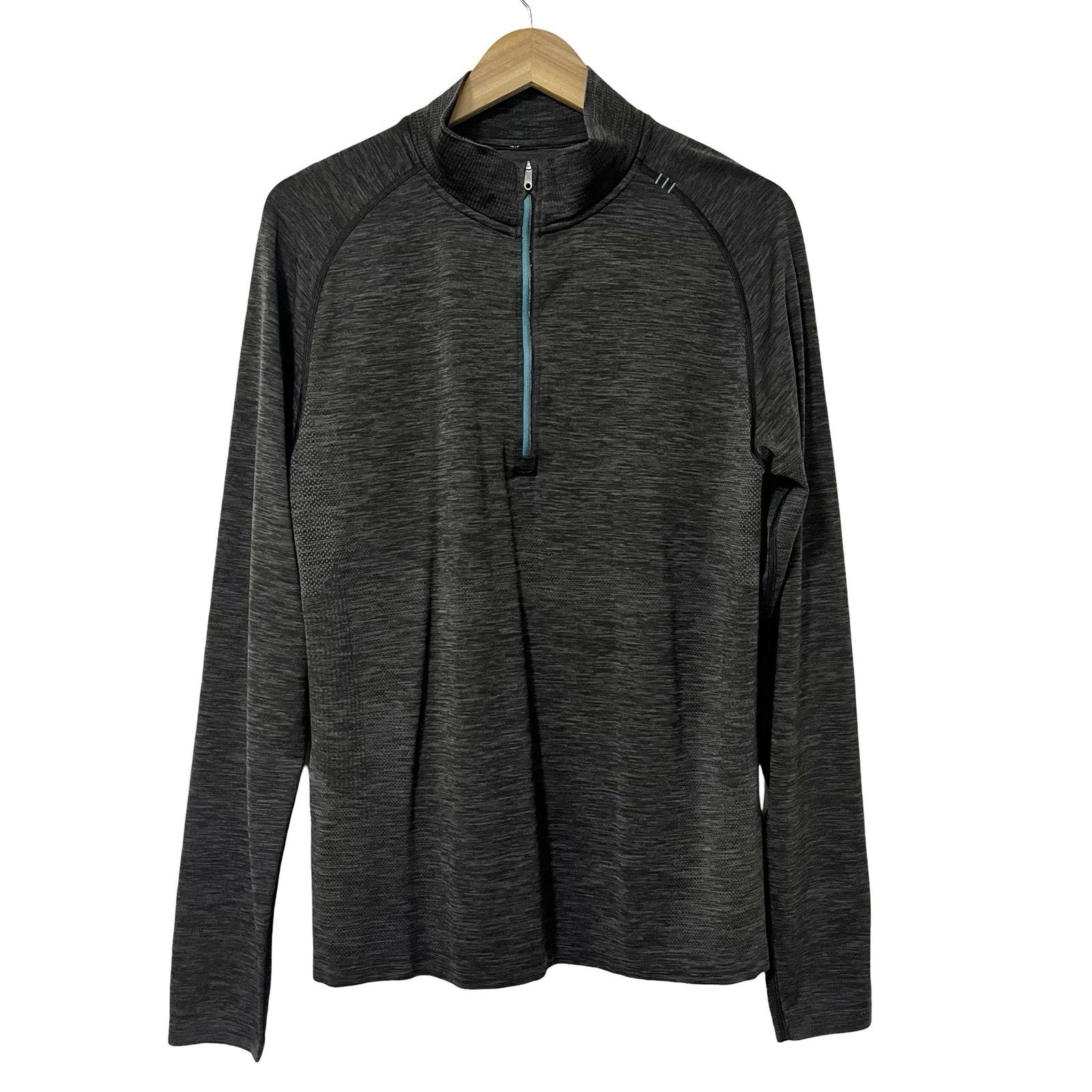 Lululemon Men’s Metal Vent Tech 1/2 Zip Long Sleeve Top Size L Gray Active
