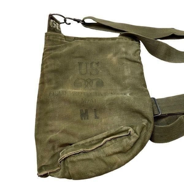 1970’s Military Gas Mask Bag in Excellent Condition