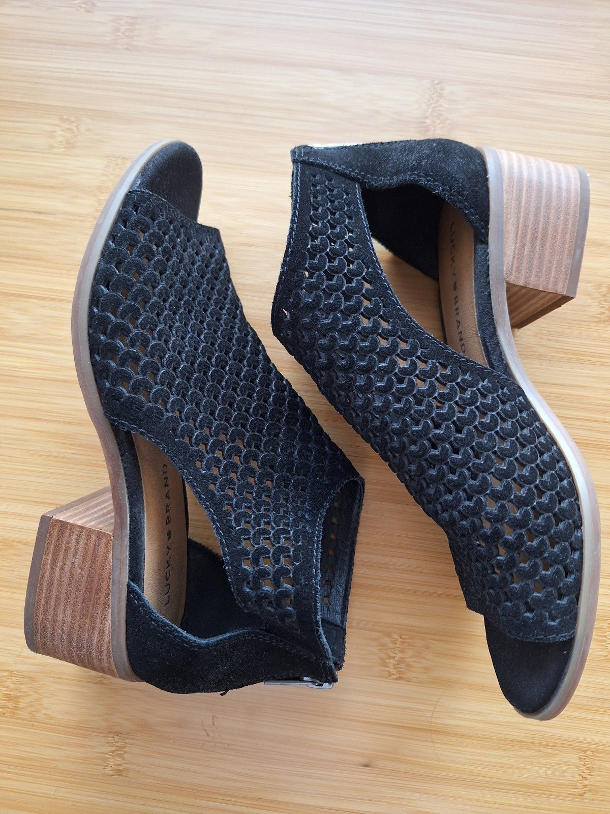 Lucky brand deals ovrandie sandal