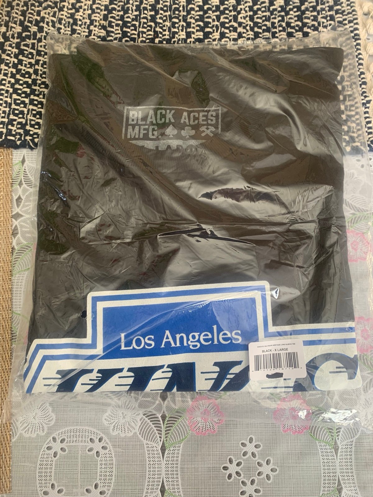 LA KINGS X EL SALVADORAN HERITAGE LONG SLEEVE T SHIRT 2024