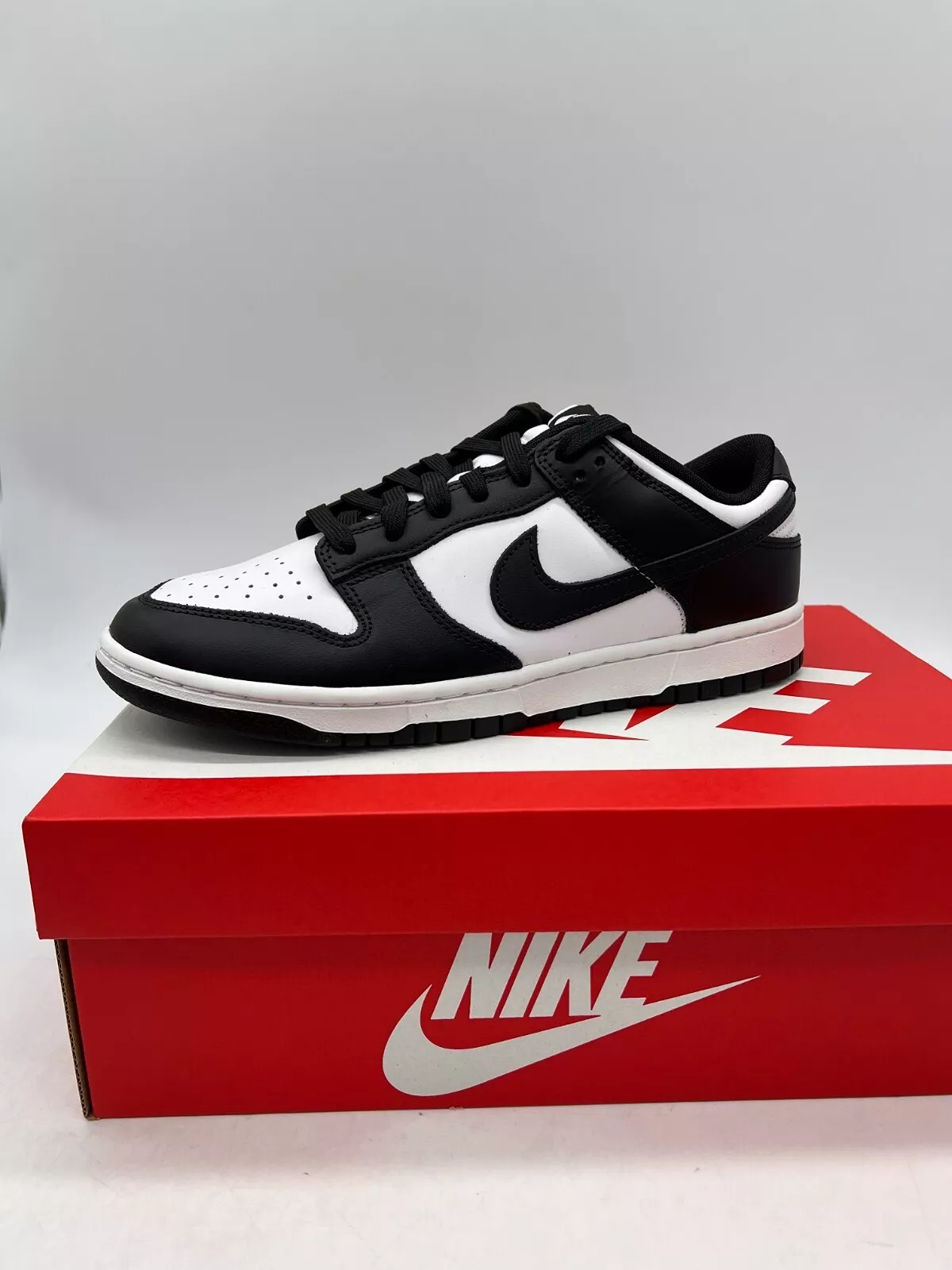 (Men's) Nike Dunk Low Retro 'Panda' (2021) DD1391-100 size 11.5 new