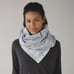 Lululemon Vinyasa Scarf *Fleece Dottie Eyelet White Black / White