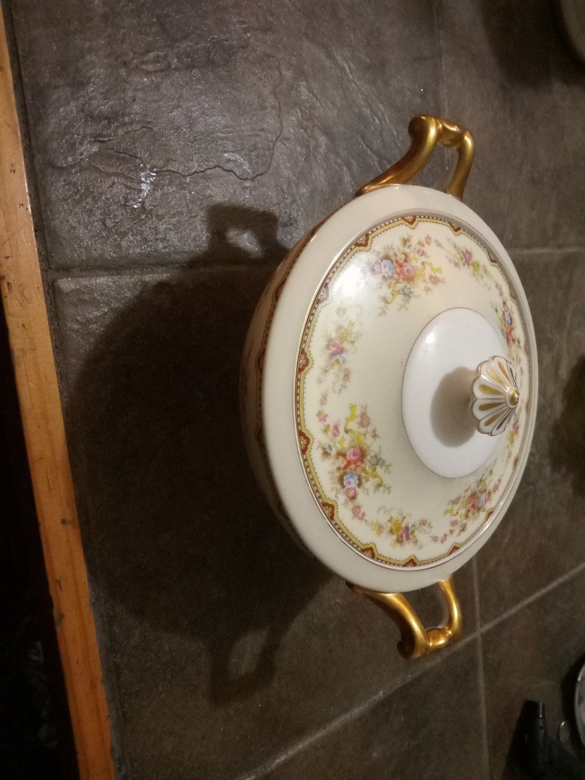 Vintage Meito China covered vegetable dish