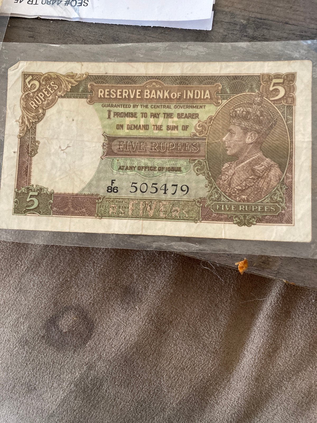 WWII -BANK-NOTE- Reserve bank of India five rupees