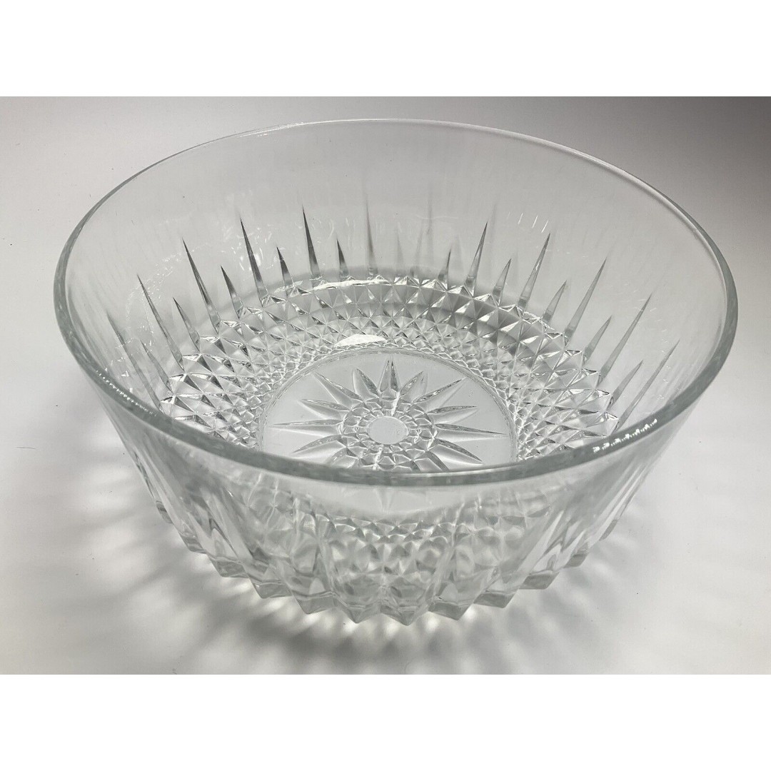 VINTAGE ARCOROC FRANCE 9 Starburst Diamond Serving Bowl Glass CRYSTL LG Salad